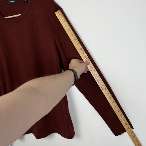 THEORY Men's Large Red Crewneck 100% Wool Sweater Long Sleeve Shirt Lightweight - Picture 6 of 7